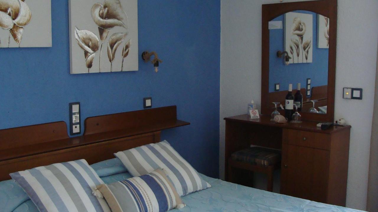 Captain George'S Apartments Патитири Экстерьер фото